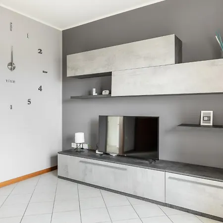 Bedetti Modern Flat By Wonderful Italy