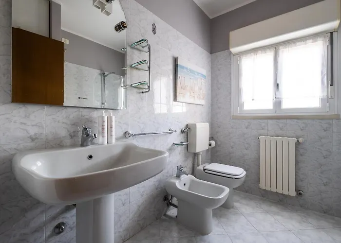 Bedetti Modern Flat By Wonderful Italy *